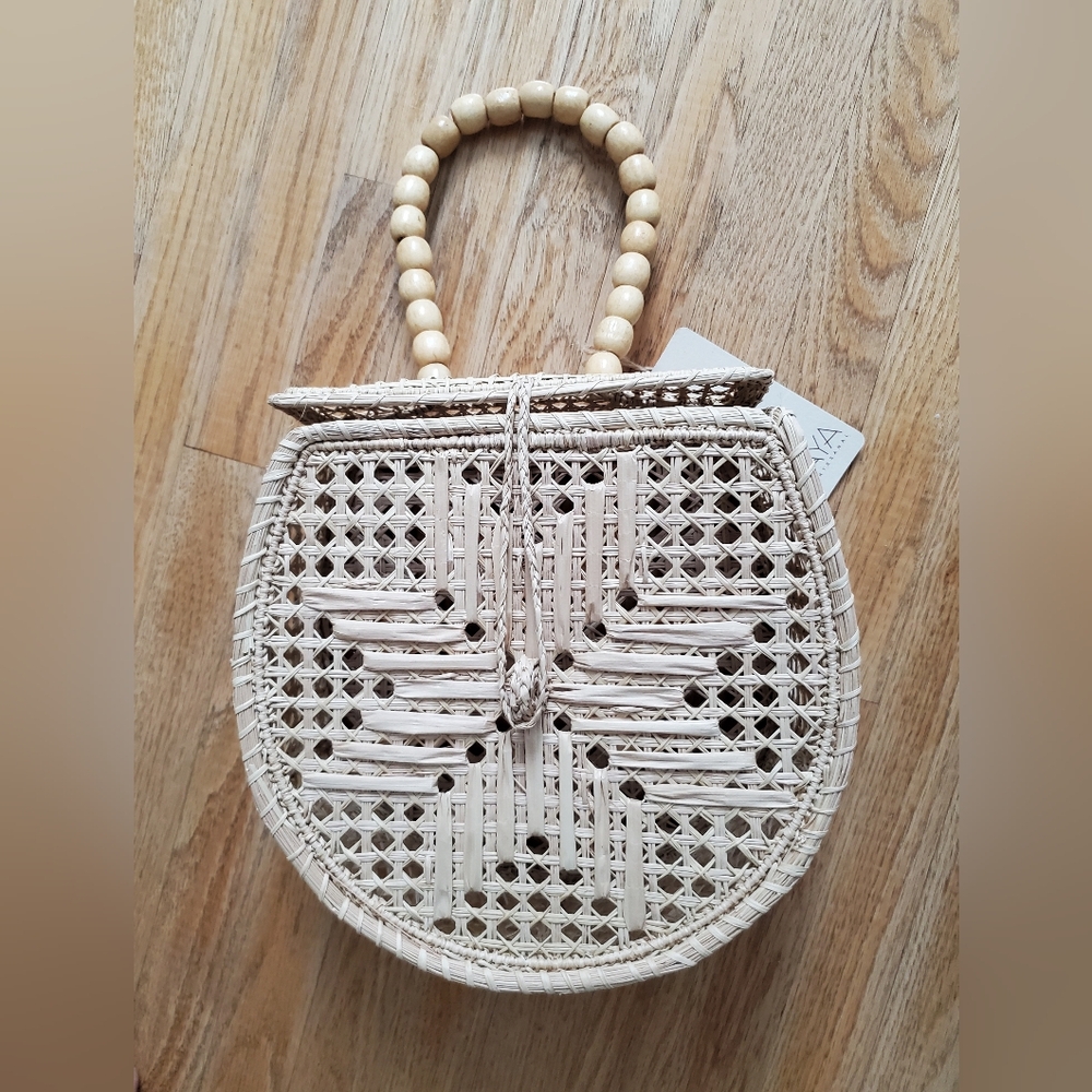 Apaya Woven Handbag